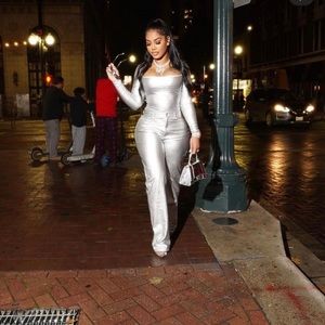 Naked wardrobe Croc set